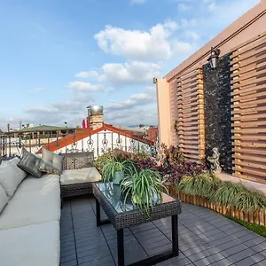 Otel Romantic